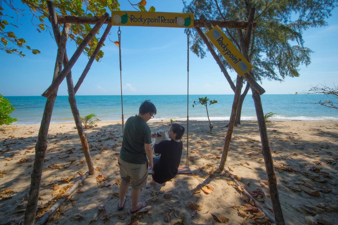 Rocky Point Resort Thap Sakae Eksteriør bilde